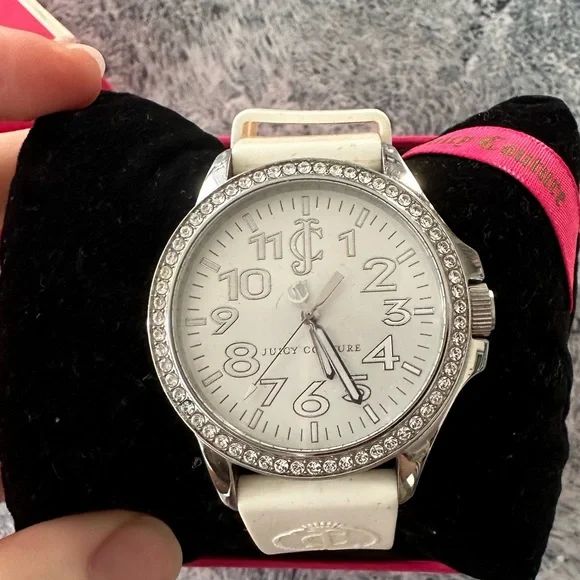 Juicy Couture | Accessories | Juicy Couture Vintage White  display picture 1
